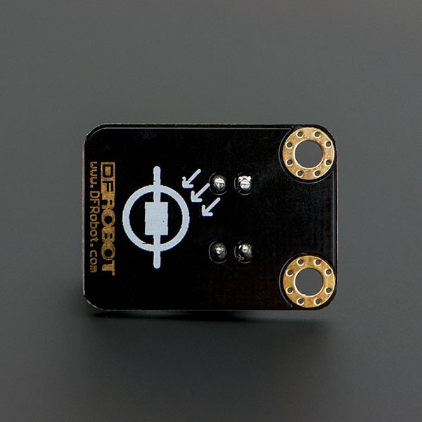 灰度传感器是模拟传感器,与Arduino专用传感器扩展板结合使用,可以感知地面或桌面不同的颜色而产生相应的信号,可实现与颜色有相关的互动作品,也可以作为巡线小车的巡线传感器或者足球机器人的场地灰度识别。 注意事项:新版模拟传感器的端口布局具备以下两项改进。请参考我们博客中"如何更改数据线接头布局"的说明,当在IO扩展板上使用该传感器时,你可能会需要调整接头的布局。为了方便您的使用,我们将会做出更多改进,尽请关注。